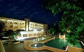 Pluz Resort Silvassa